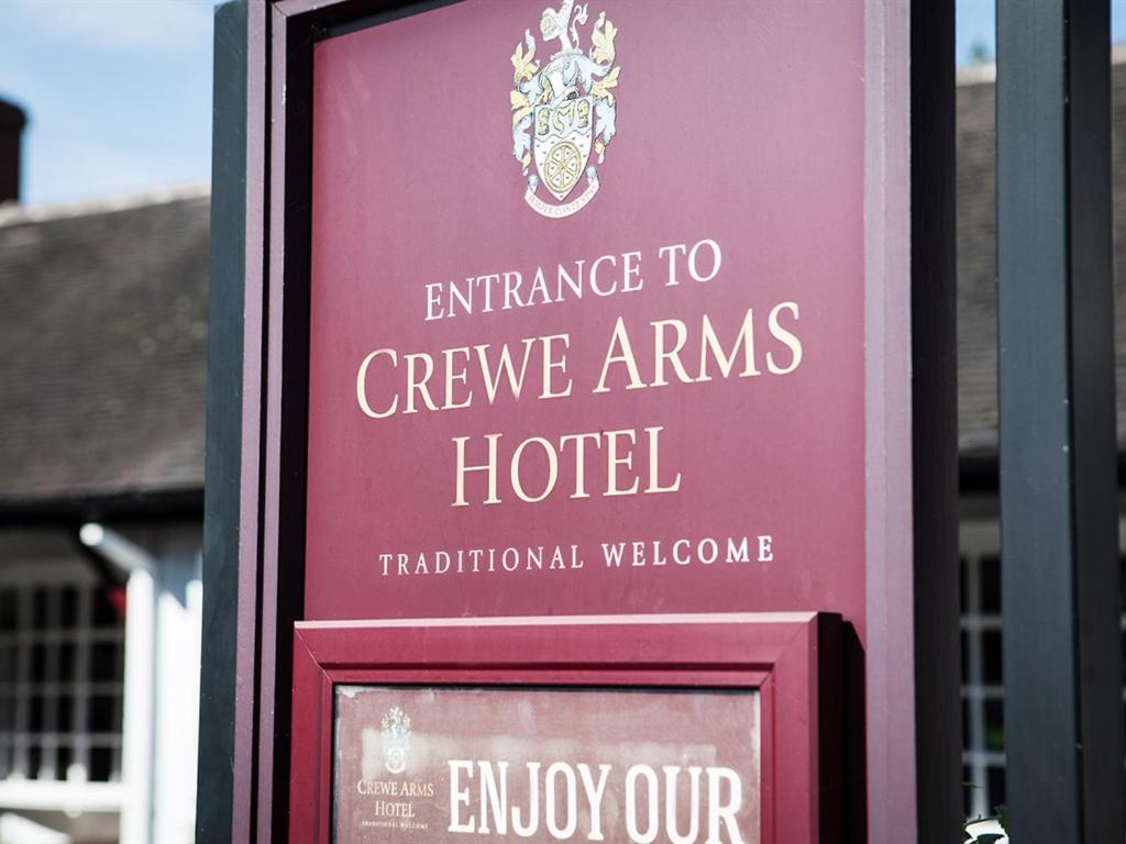 The Crewe Arms Hotel Esterno foto